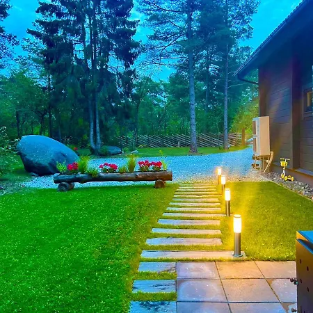 Joiste Beach Villa *